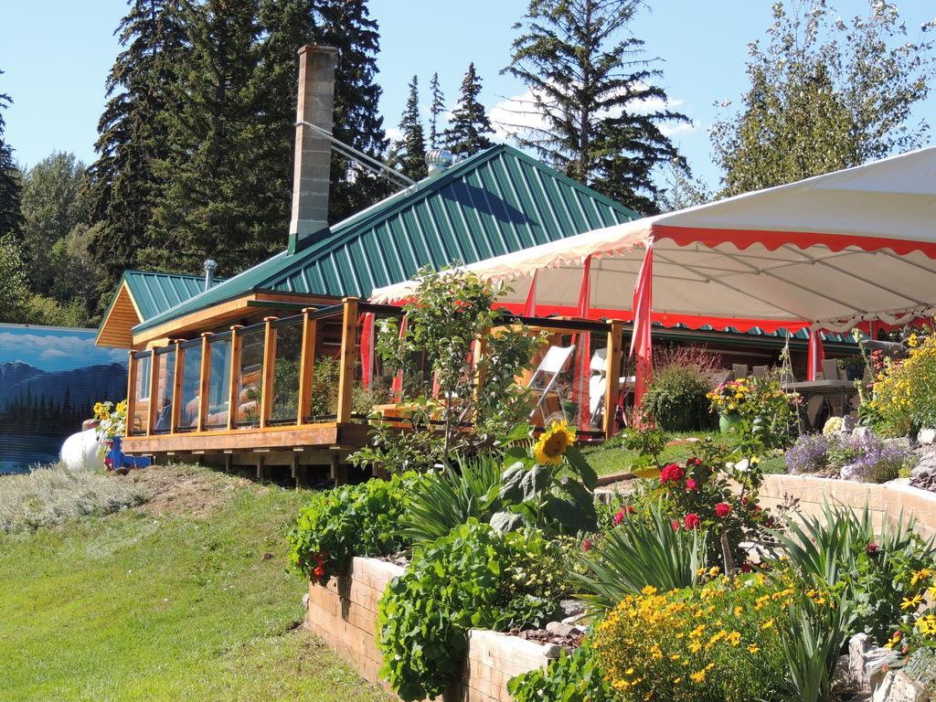 Tete Jaune Lodge Exteriér fotografie